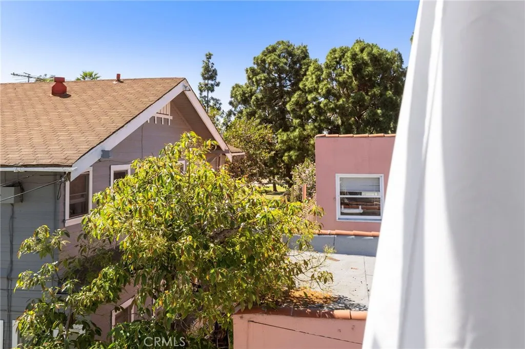 Additional image 122 of 628 W 10th Street, Long Beach, CA 90813