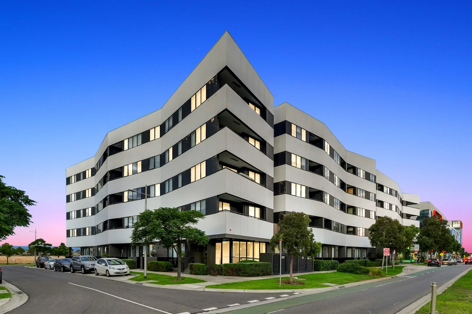 301/2 Clark Street, Williams Landing VIC 3027