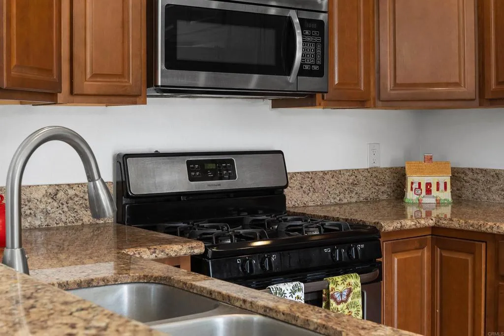 Additional image 33 of 333 Melrose Dr. Unit F, Vista, CA 92083