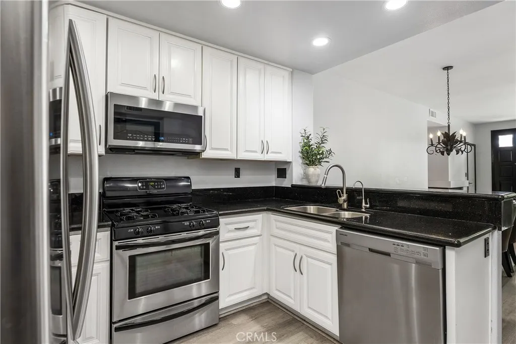 Additional image 11 of 2744 Monza, Tustin, CA 92782