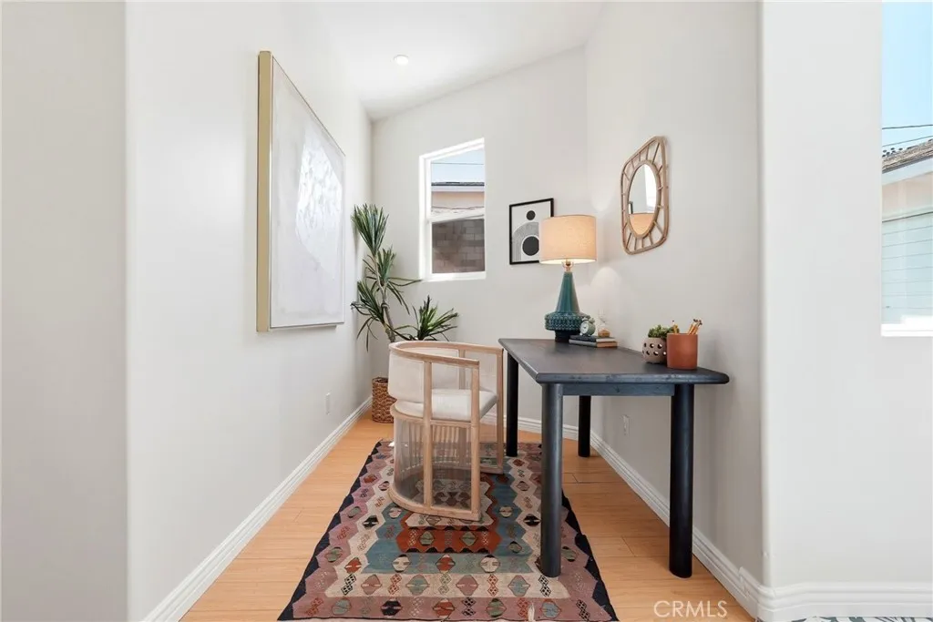 Additional image 32 of 435 Eton Drive, Burbank, CA 91504