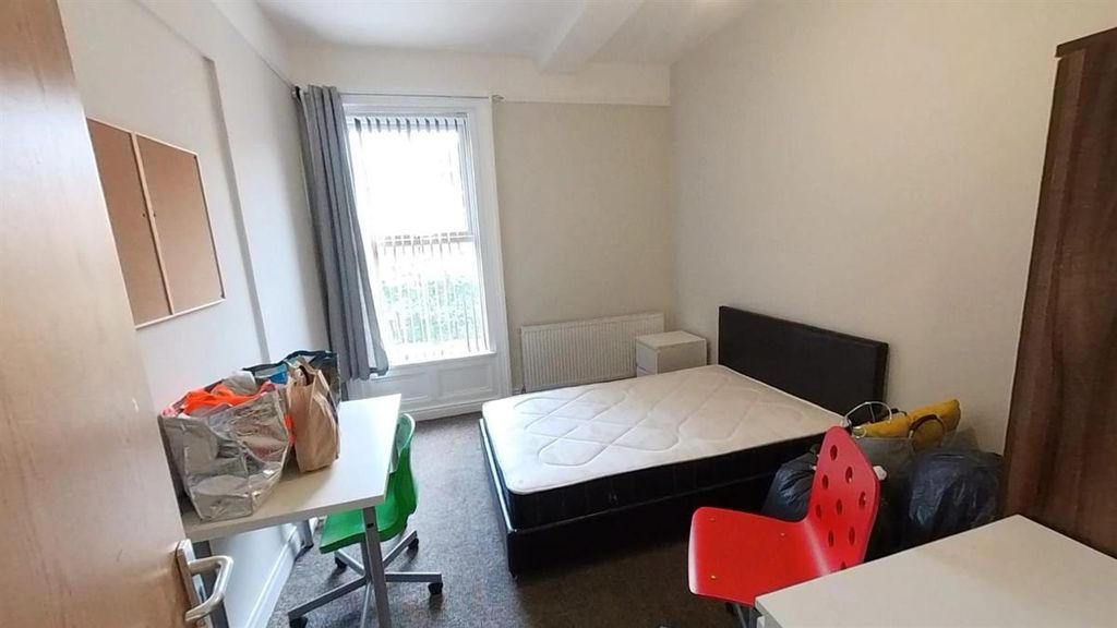 Additional image 7 of 9 bed semi-detached house to rentMauldeth Road Gatley, Manchester M20