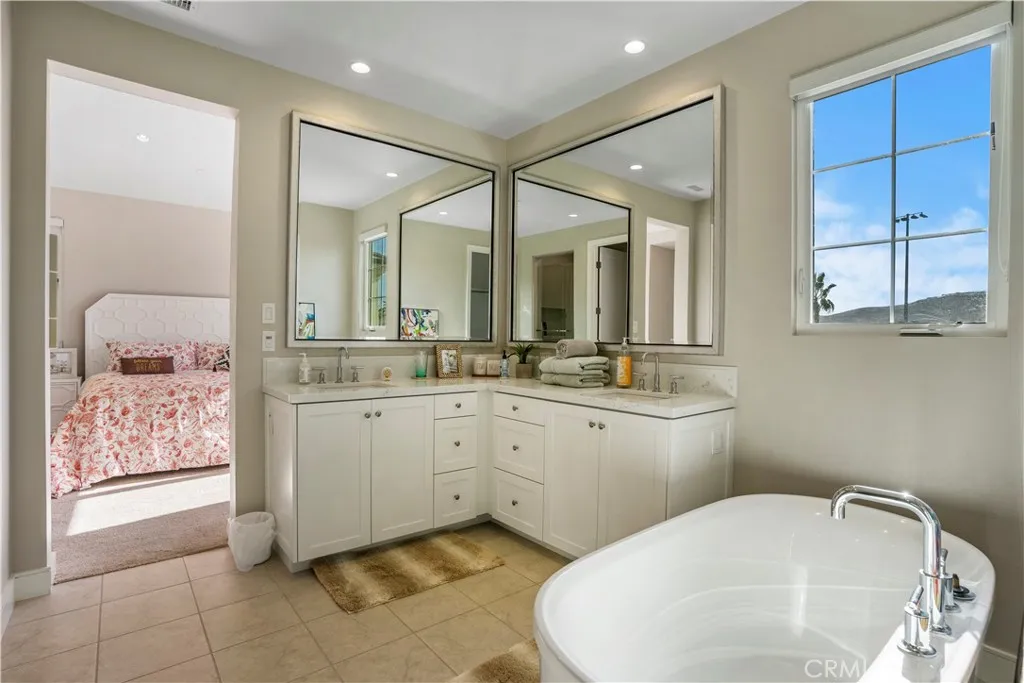 Additional image 19 of 140 San Benito, Irvine, CA 92618