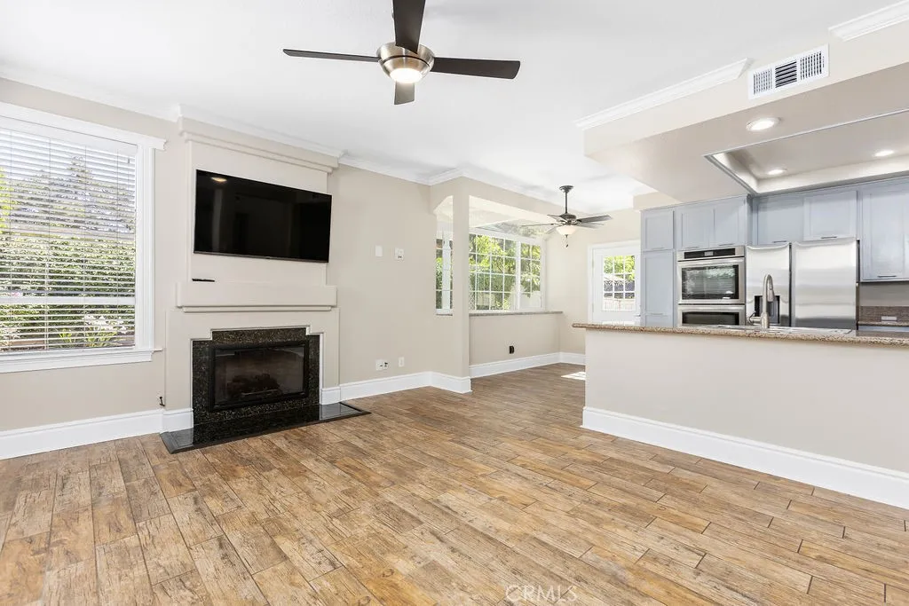Additional image 9 of 6 Aprilla, Irvine, CA 92614