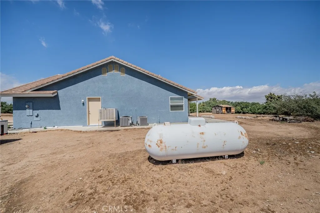 Additional image 57 of 10636 Larch Rd, Oak Hills, CA 92344