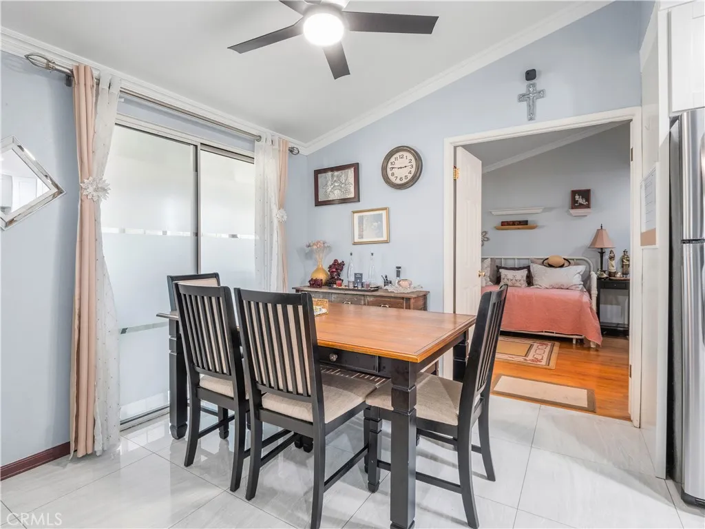 Additional image 32 of 26835 Avenue Of The Oaks Unit B, Newhall, CA 91321