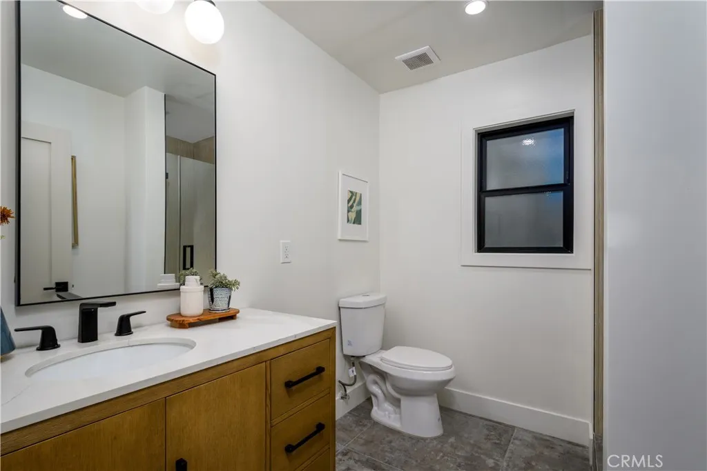 Additional image 63 of 223 Howland Canal Ct, Venice, CA 90291