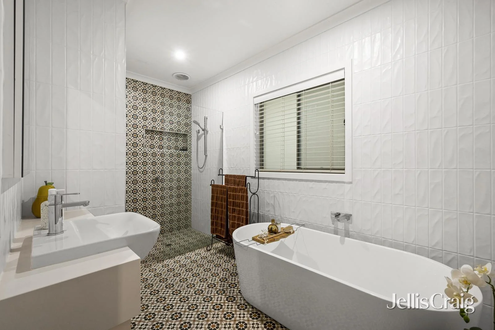 Additional image 20 of 5 Chevalier Crescent, Mooroolbark VIC 3138
