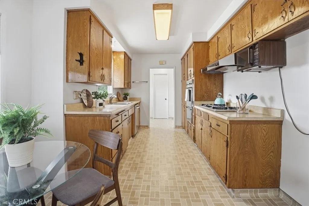 Additional image 14 of 903 Crestfield Dr, Duarte, CA 91010