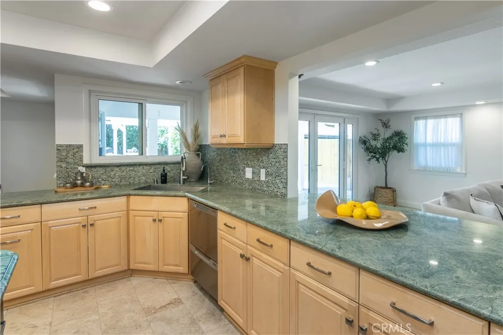 Additional image 54 of 437 S Sparks St, Burbank, CA 91506