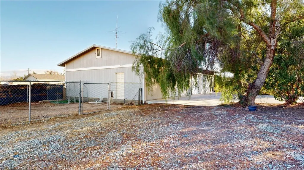 Additional image 94 of 15640 Lime St, Hesperia, CA 92345