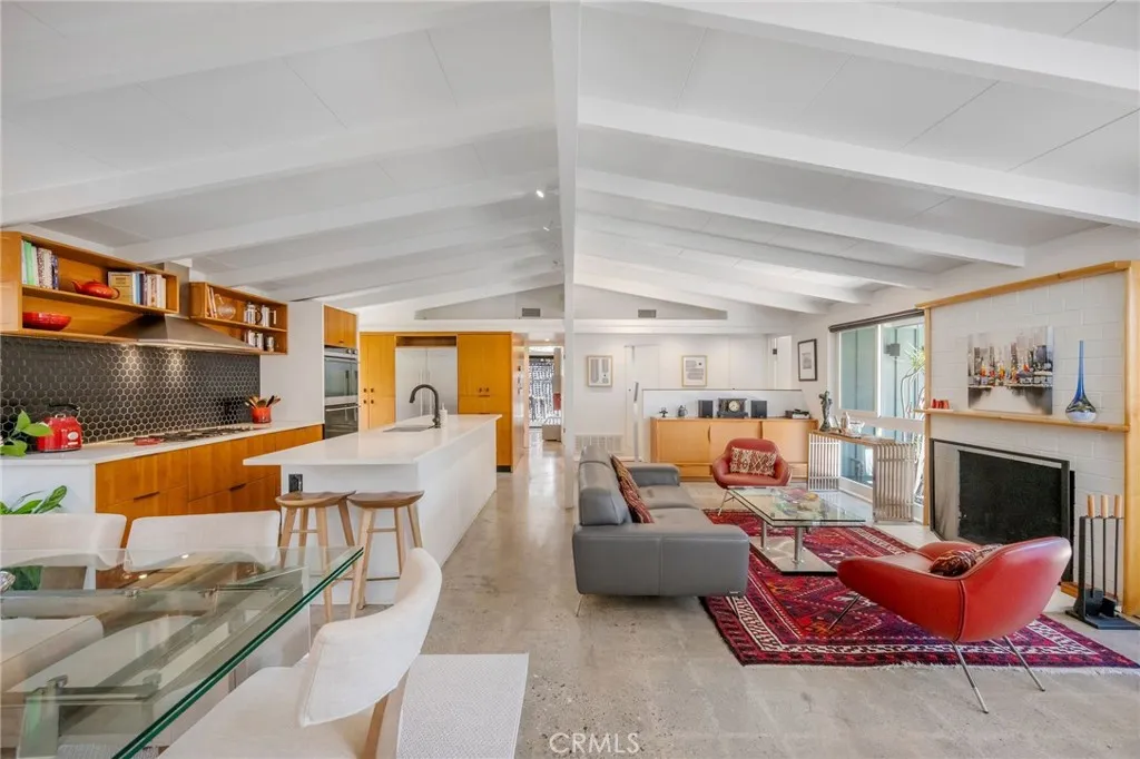 Additional image 43 of 3150 Pattiz Avenue, Long Beach, CA 90808
