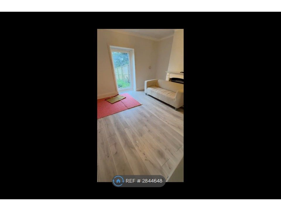 Additional image 2 of 3 bed semi-detached house to rentLeeson Road, Ventnor PO38