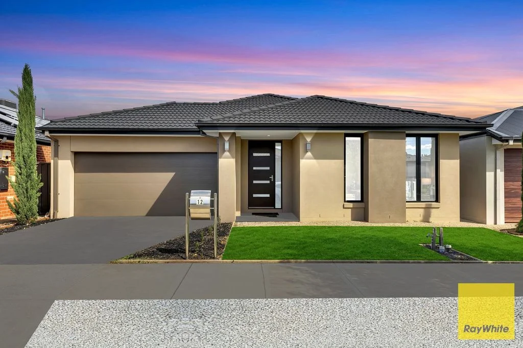 12 Irvine Avenue, Strathtulloh VIC 3338