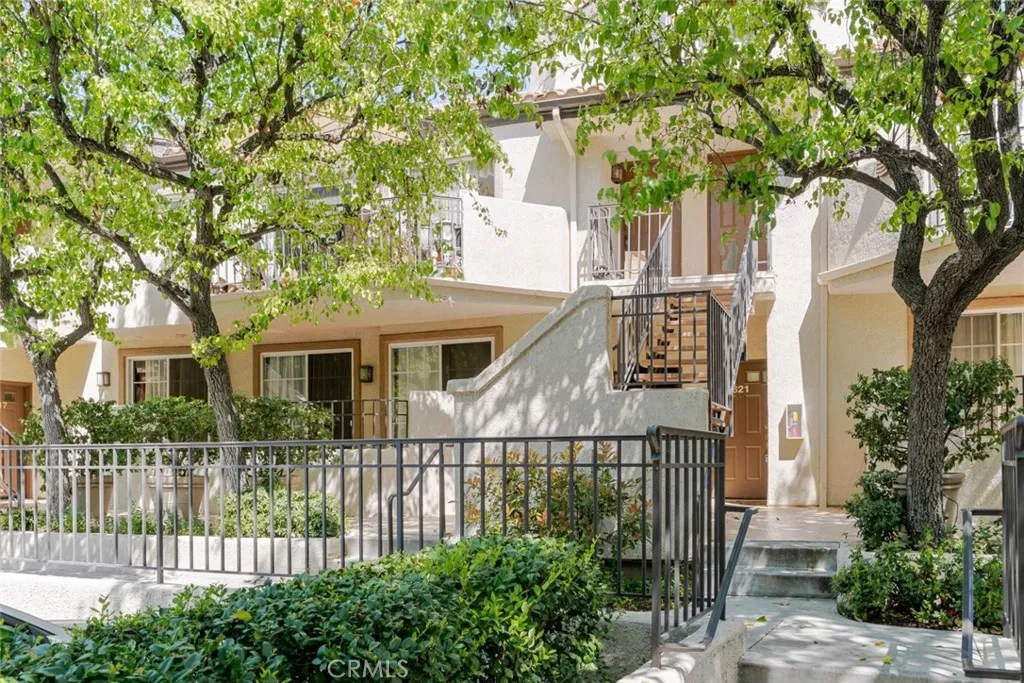 24145 Del Monte Drive Unit 319, Valencia, CA 91355 photo 5
