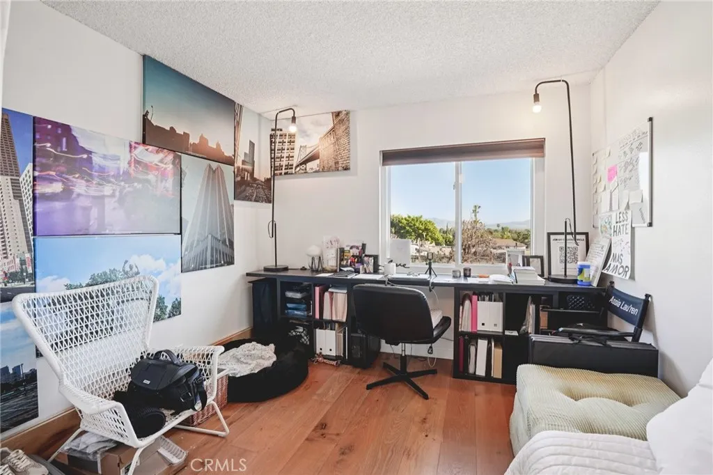 Additional image 32 of 5460 White Oak Ave Unit C315, Encino, CA 91316