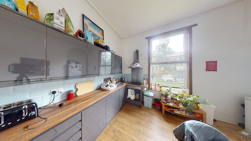 Additional image 2 of 10 bed terraced house to rentMidland Road, Hyde Park, Leeds LS6
