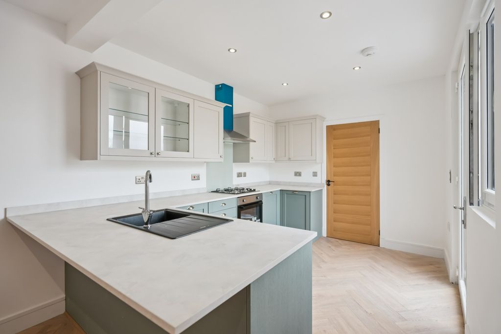 Additional image 4 of 3 bed semi-detached house to rentGreenhithe Terrace, Falkirk, Falkirk FK2