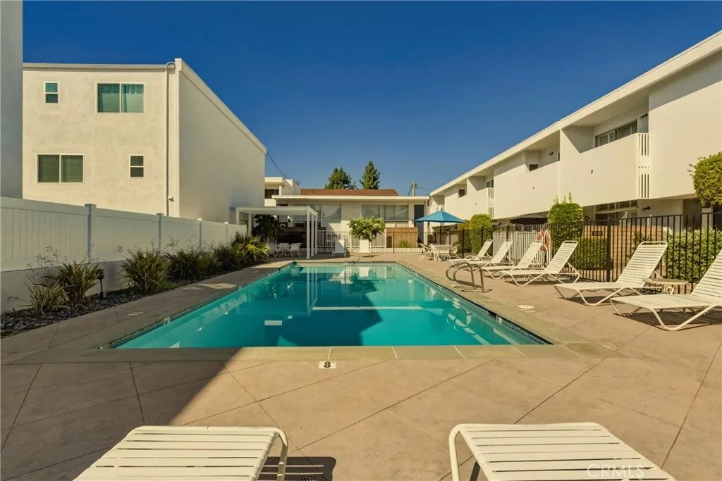 Additional image 51 of 4331 W Sarah Street Unit 10, Burbank, CA 91505