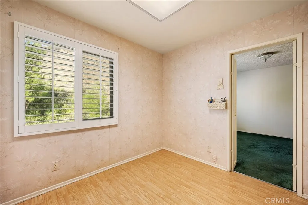 Additional image 50 of 9555 Via Venezia, Burbank, CA 91504