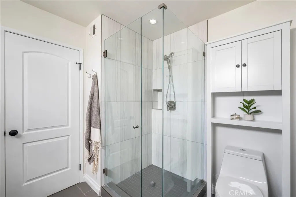 Additional image 66 of 1300 12th Street Unit E, Manhattan Beach, CA 90266