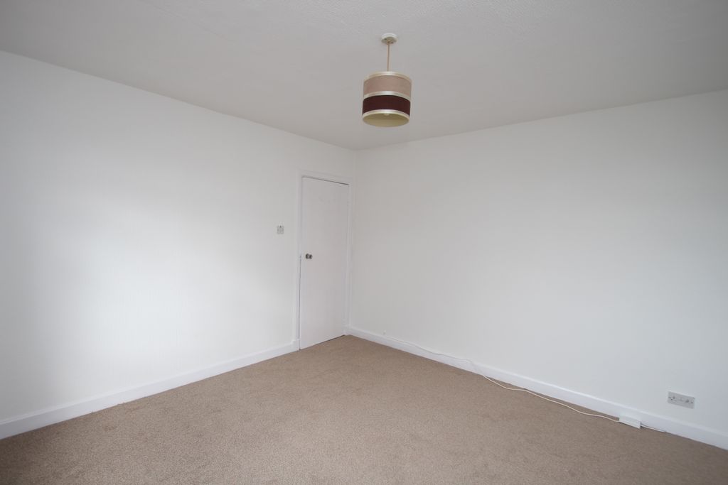 Additional image 10 of 3 bed semi-detached house to rentWeymouth Drive, Glasgow G12