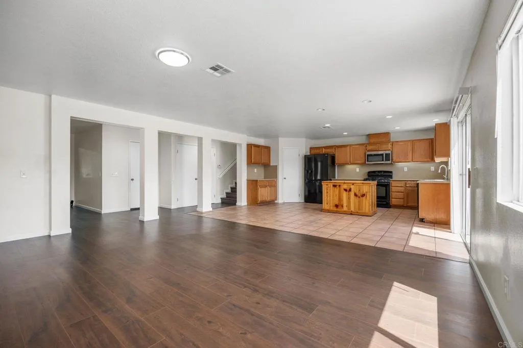 Additional image 39 of 4979 Cimarron Way, San Diego, CA 92154