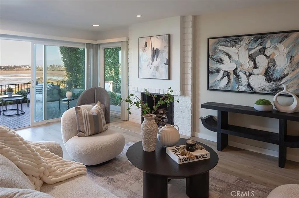 Additional image 3 of 2175 Vista Entrada, Newport Beach, CA 92660