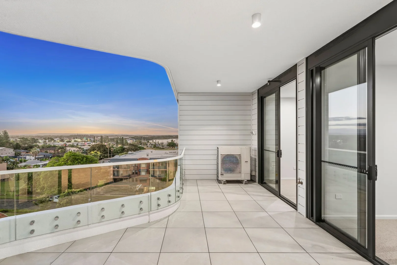 Additional image 5 of 407/28-30 Waugh Street, Port Macquarie NSW 2444
