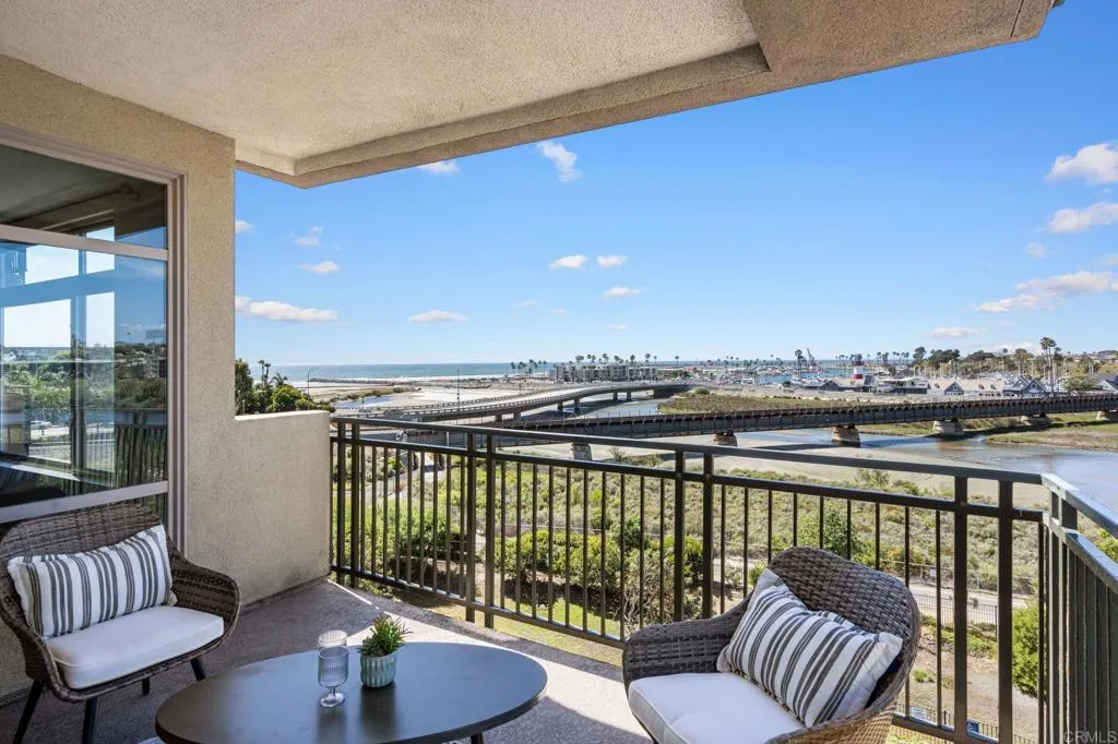 1021 Costa Pacifica Way Unit 2301, Oceanside, CA 92054 photo 4