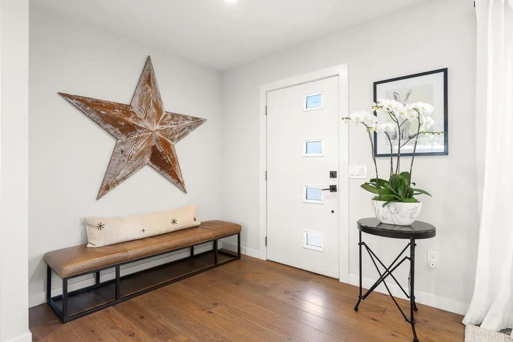 Additional image 4 of 8675 Glenwick Lane, La Jolla, CA 92037