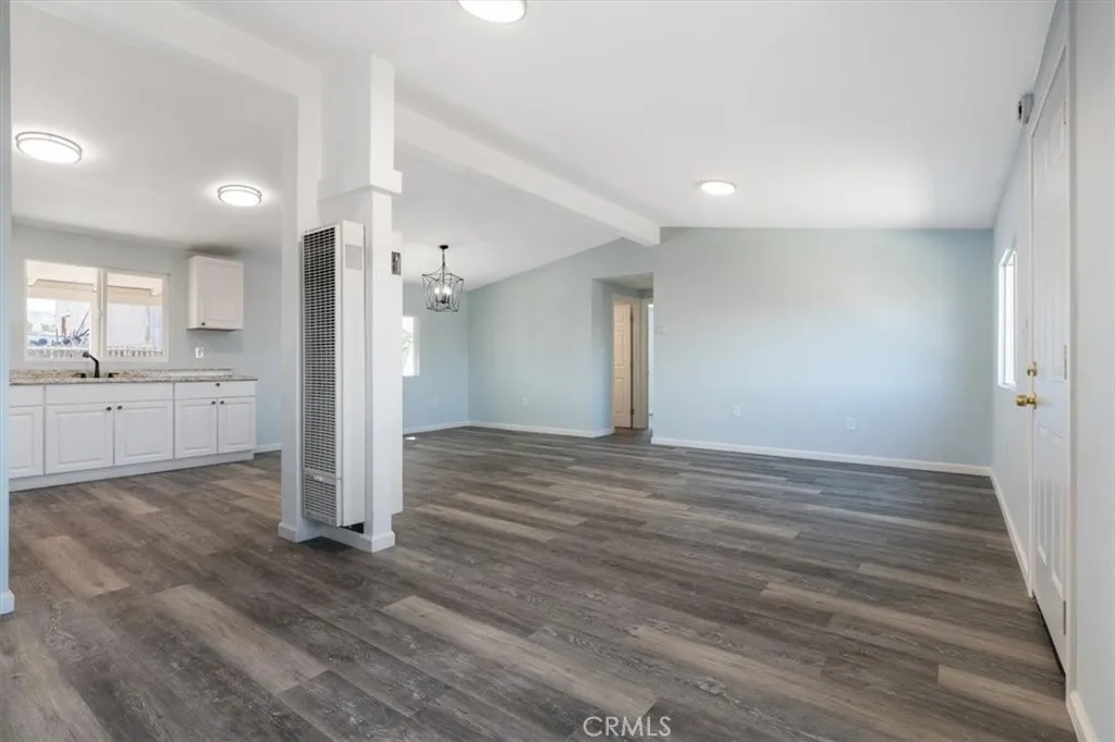 108 2nd Street, Taft, CA 93268