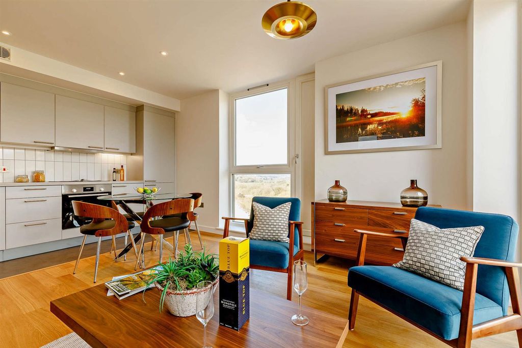 Additional image 2 of 2 bed flat to rentSpa Villas, Matlock Spa, Matlock DE4