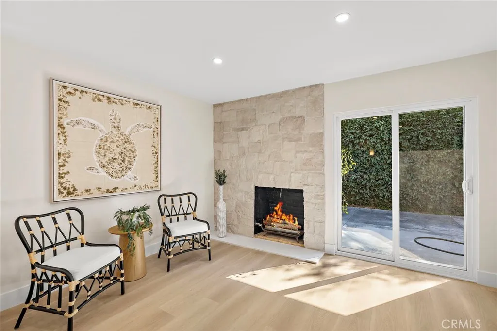 Additional image 13 of 359 Ravello Lane, Costa Mesa, CA 92627