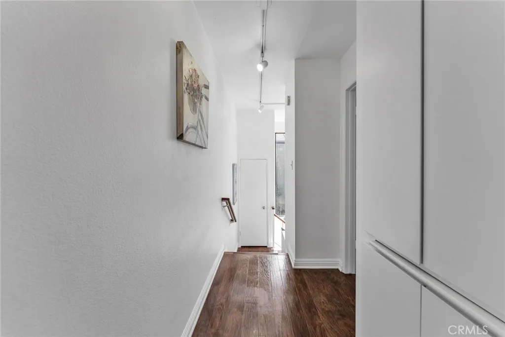 Additional image 21 of 332 N 5th street, Burbank, CA 91501