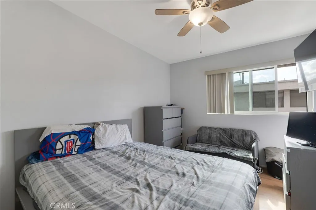 Additional image 53 of 10231 Independence Ave Unit C17, Chatsworth, CA 91311