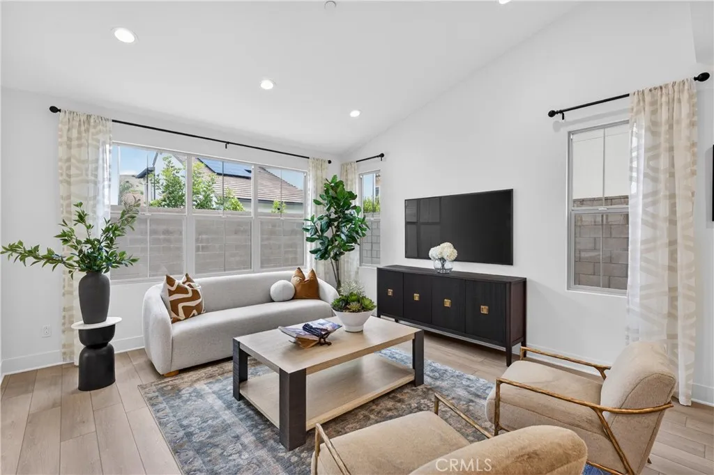 Additional image 50 of 155 Somera, Irvine, CA 92602