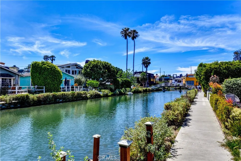 Additional image 38 of 223 Howland Canal Ct, Venice, CA 90291