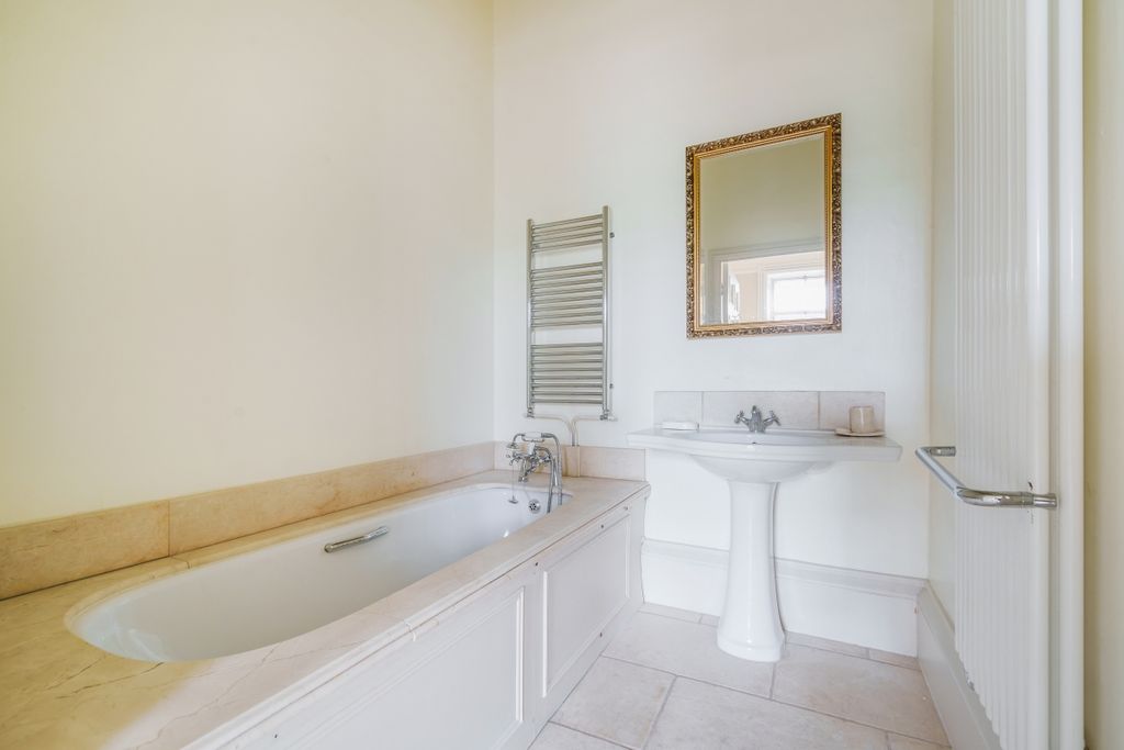 Additional image 9 of 2 bed flat to rentGrosvenor Place, Larkhall, Bath BA1