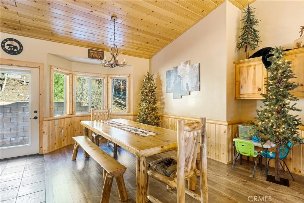 Additional image 11 of 43628 Yosemite Drive, Big Bear Lake, CA 92315