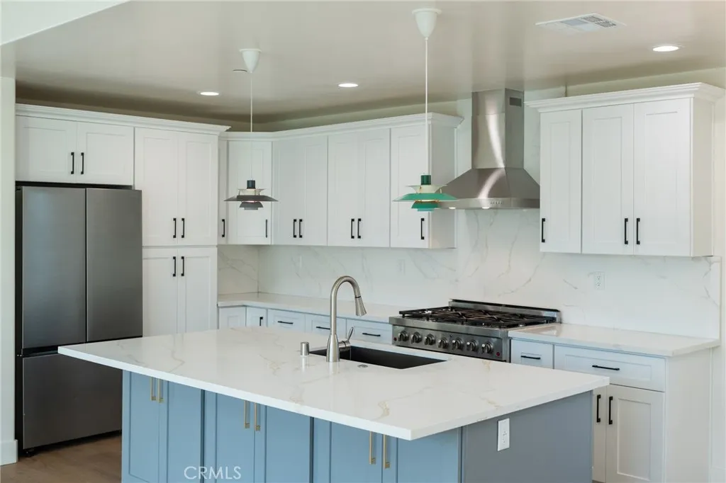 Additional image 40 of 714 N Chestnut Avenue, Los Angeles, CA 90042