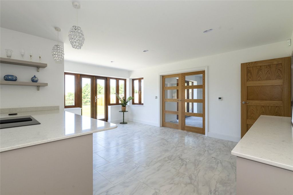 Additional image 3 of 4 bed detached house to rentRolling Fields View, Heathfield, East Sussex TN21