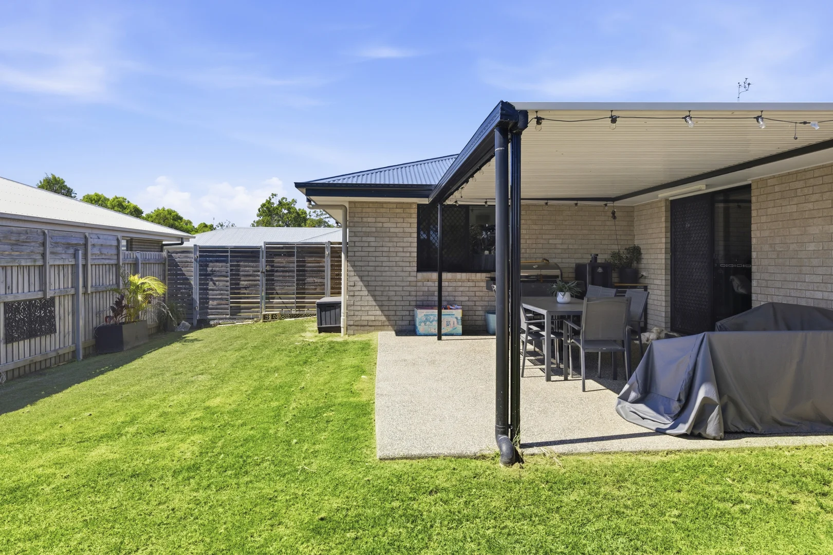 Additional image 23 of 24 Bradman Way, Urangan QLD 4655