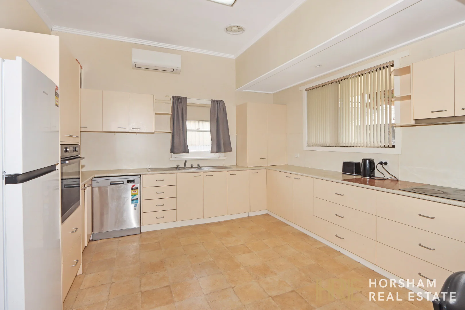 19 Taverner Street, Birchip VIC 3483 photo 4