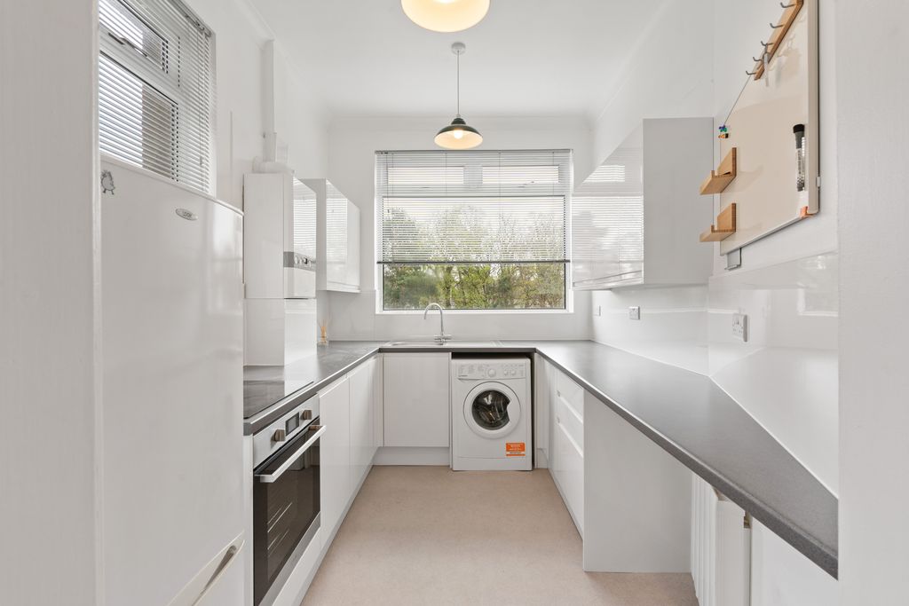 Additional image 2 of 2 bed flat to rentAlexander Street, Uphall EH52