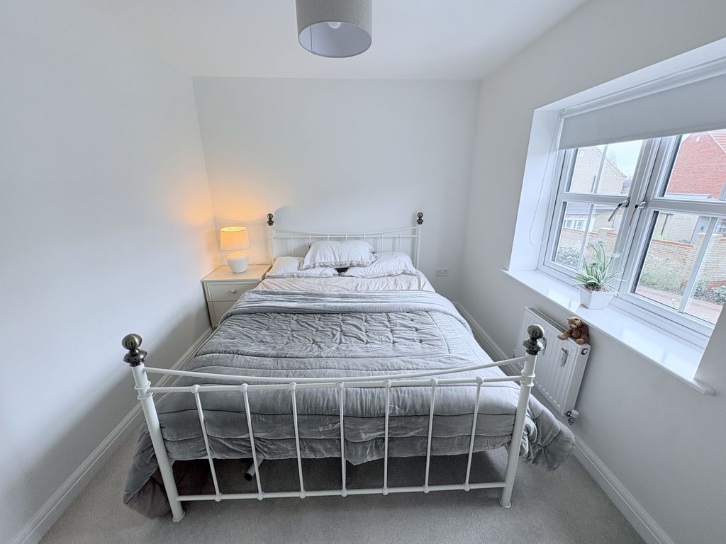 Additional image 5 of 3 bed semi-detached house to rentJobson Avenue, Beverley HU17