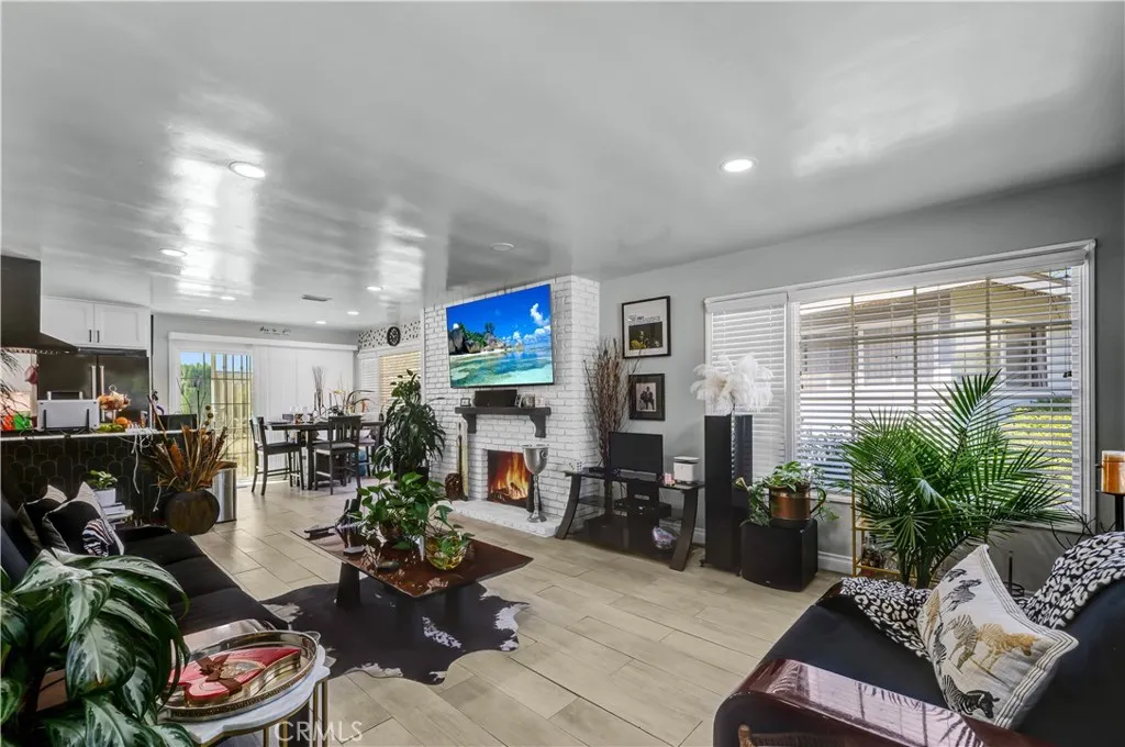 Additional image 50 of 3965 N Marshall Way, Long Beach, CA 90807