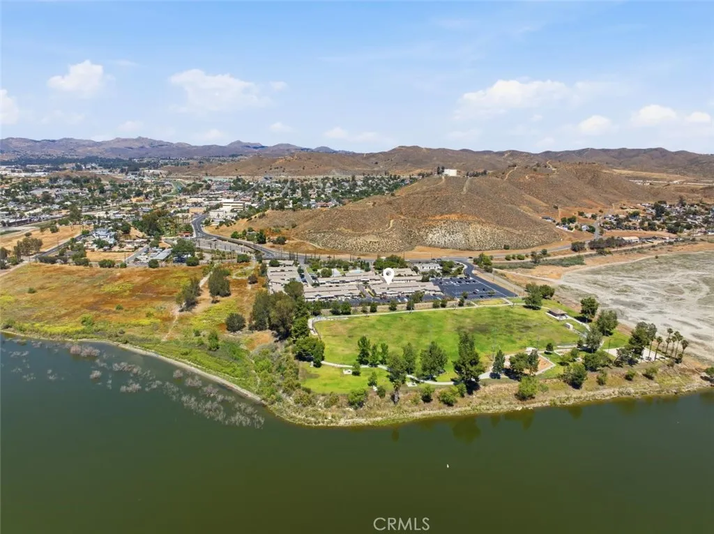 Additional image 8 of 150 E Lakeshore Dr, Lake Elsinore, CA 92530