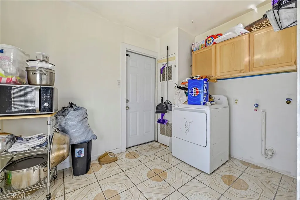 Additional image 60 of 1054 W 24th St, Merced, CA 95340