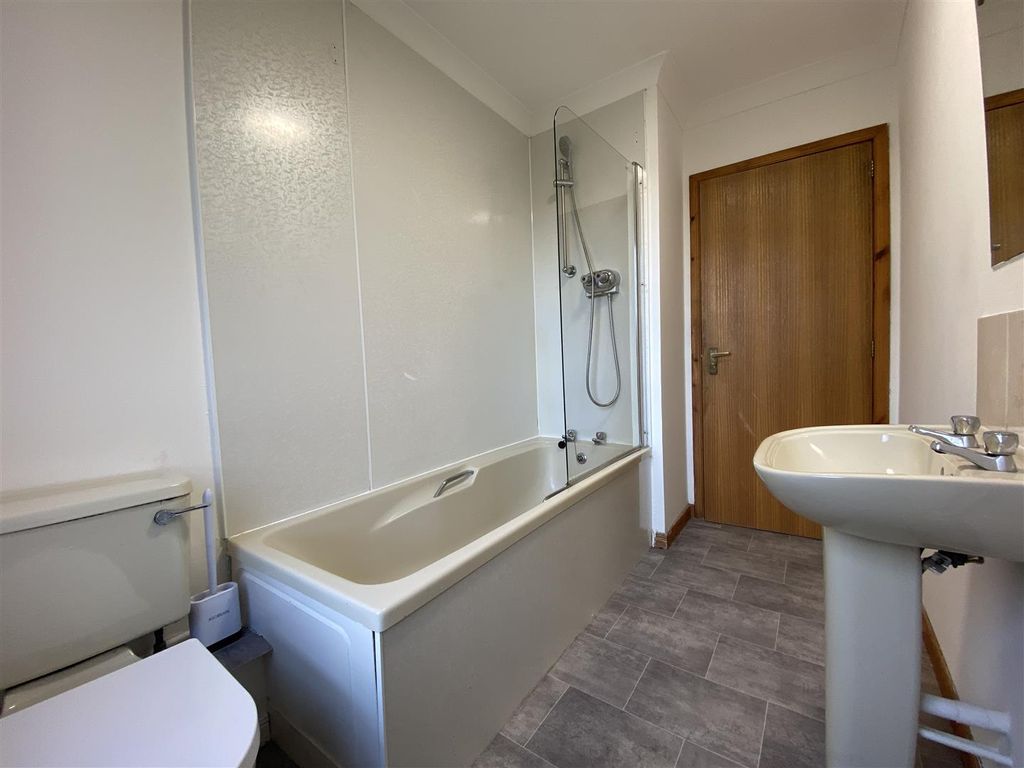 Additional image 7 of 2 bed flat to rentDunkeld Road, Perth PH1